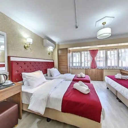 Cihangir Palace Hotel Istanbul Exterior photo