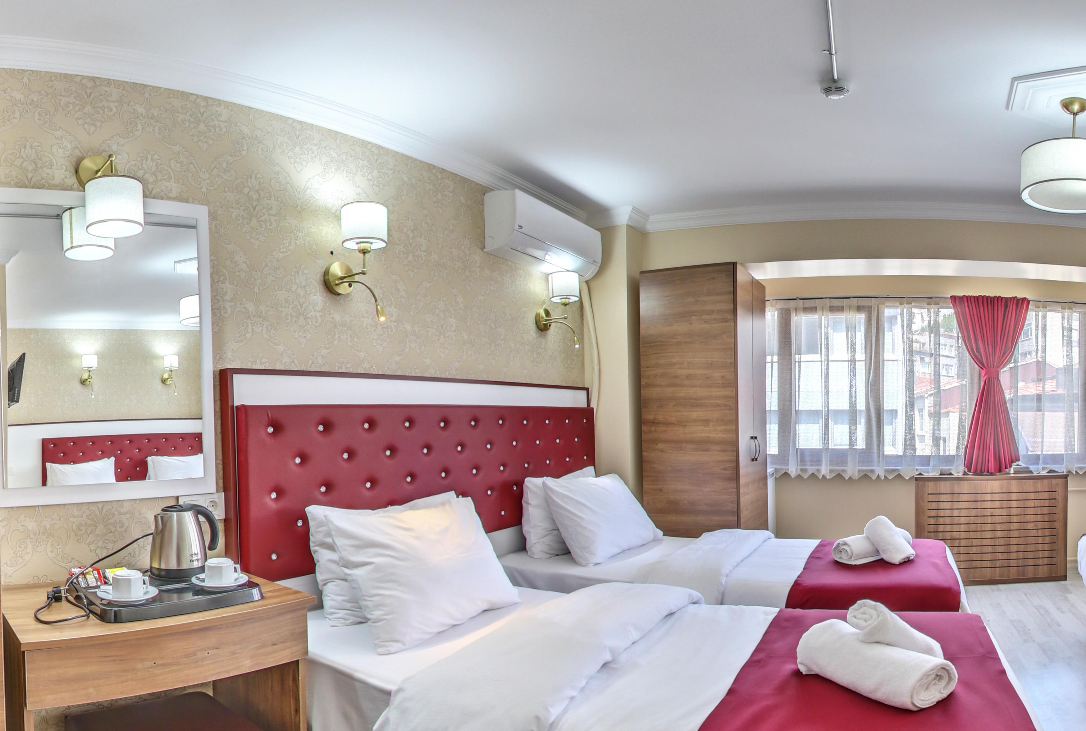 Cihangir Palace 4*